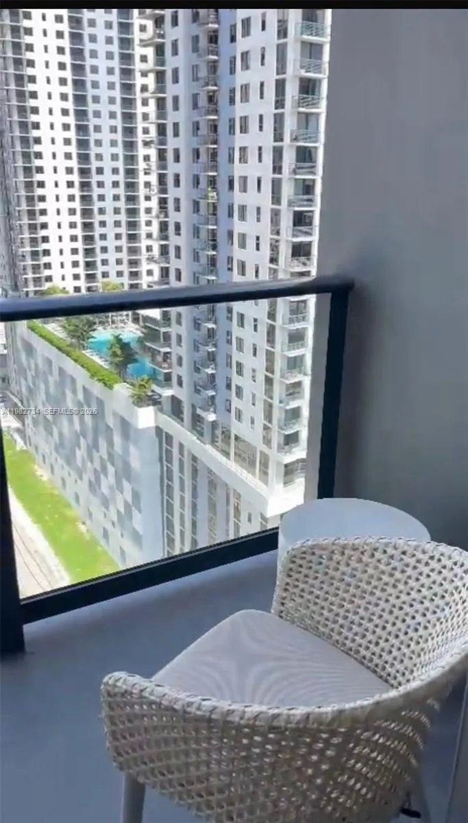 159 NE 6th St # 1804, Miami, FL 33132 photo 5