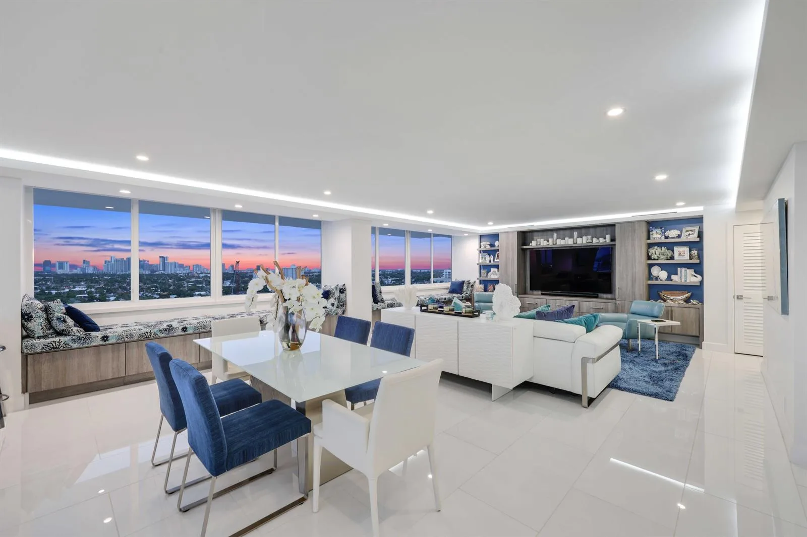 545 S FORT LAUDERDALE BEACH Boulevard # 1703/1704, Fort Lauderdale, FL 33304