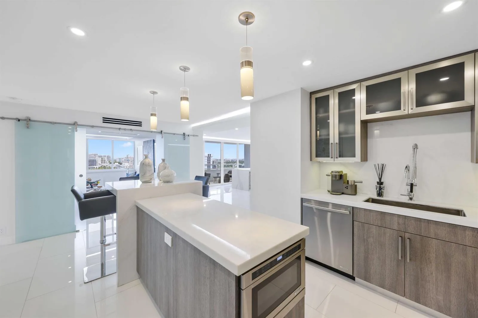 545 S FORT LAUDERDALE BEACH Boulevard # 1703/1704, Fort Lauderdale, FL 33304 photo 9