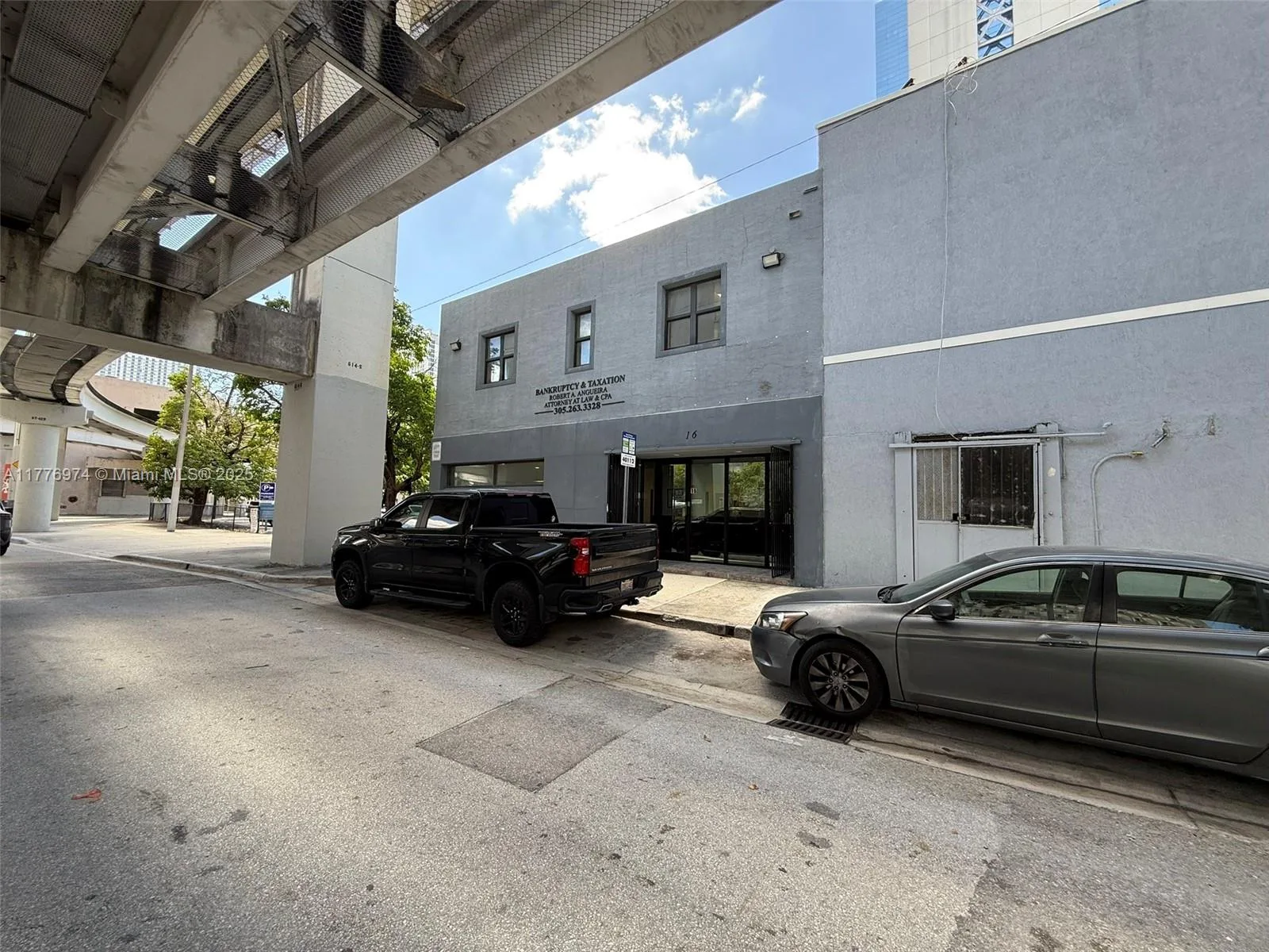 16 SW 1st Ave, Miami, FL 33130 photo 2