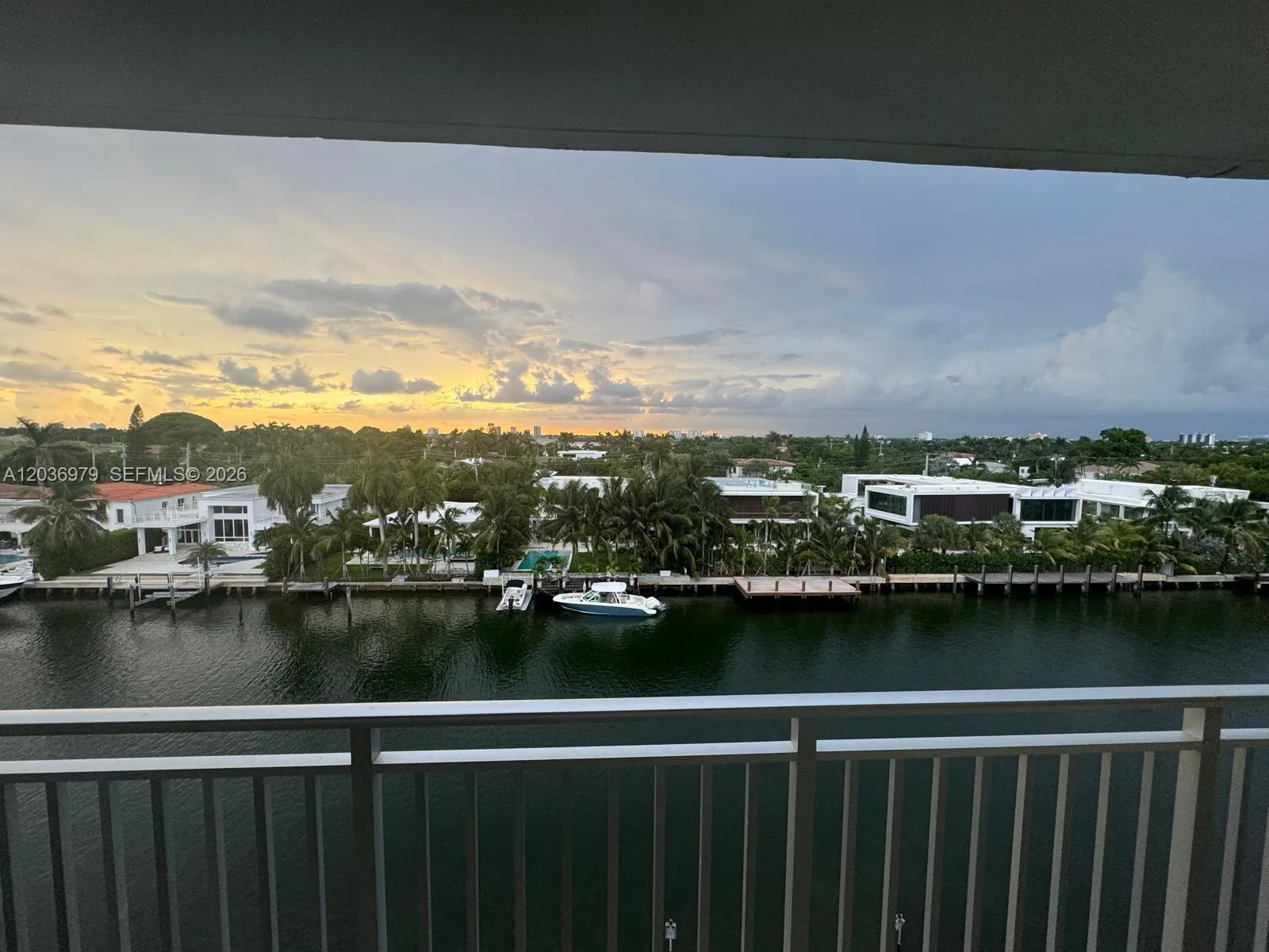 St Regis Apartments