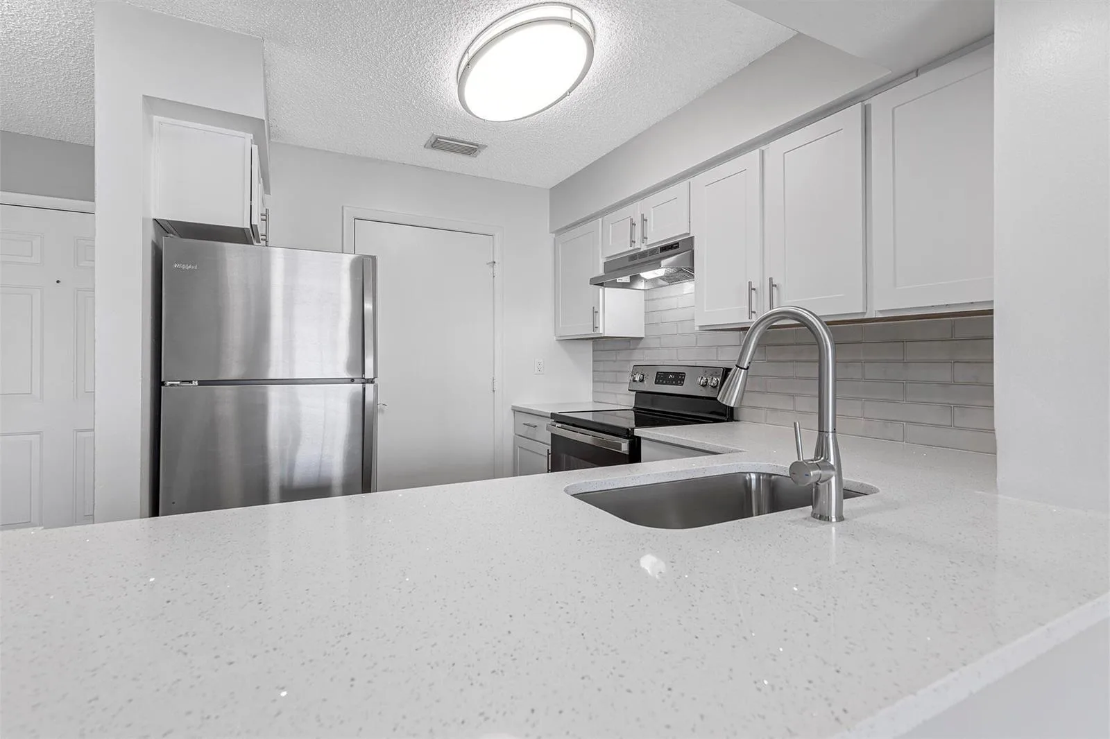 17900 NE 31st Court # 2302, Aventura, FL 33160 photo 10