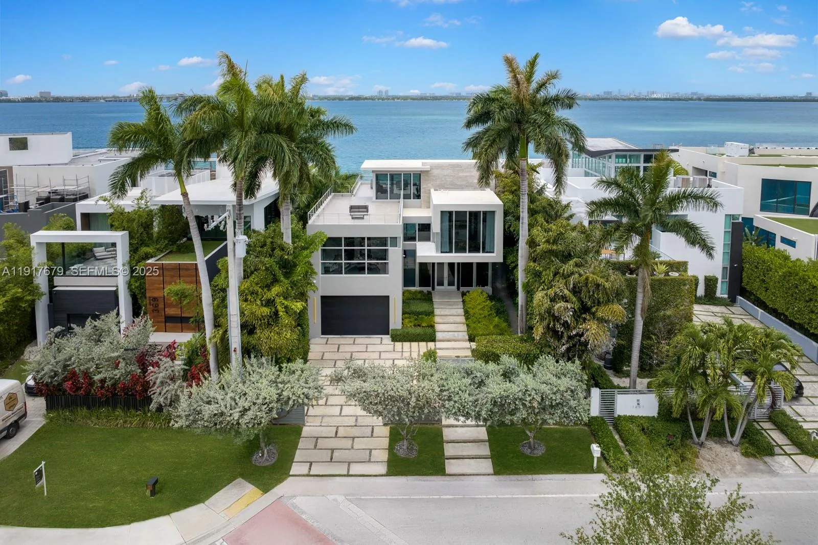 1379 N Venetian Way, Miami, FL 33139