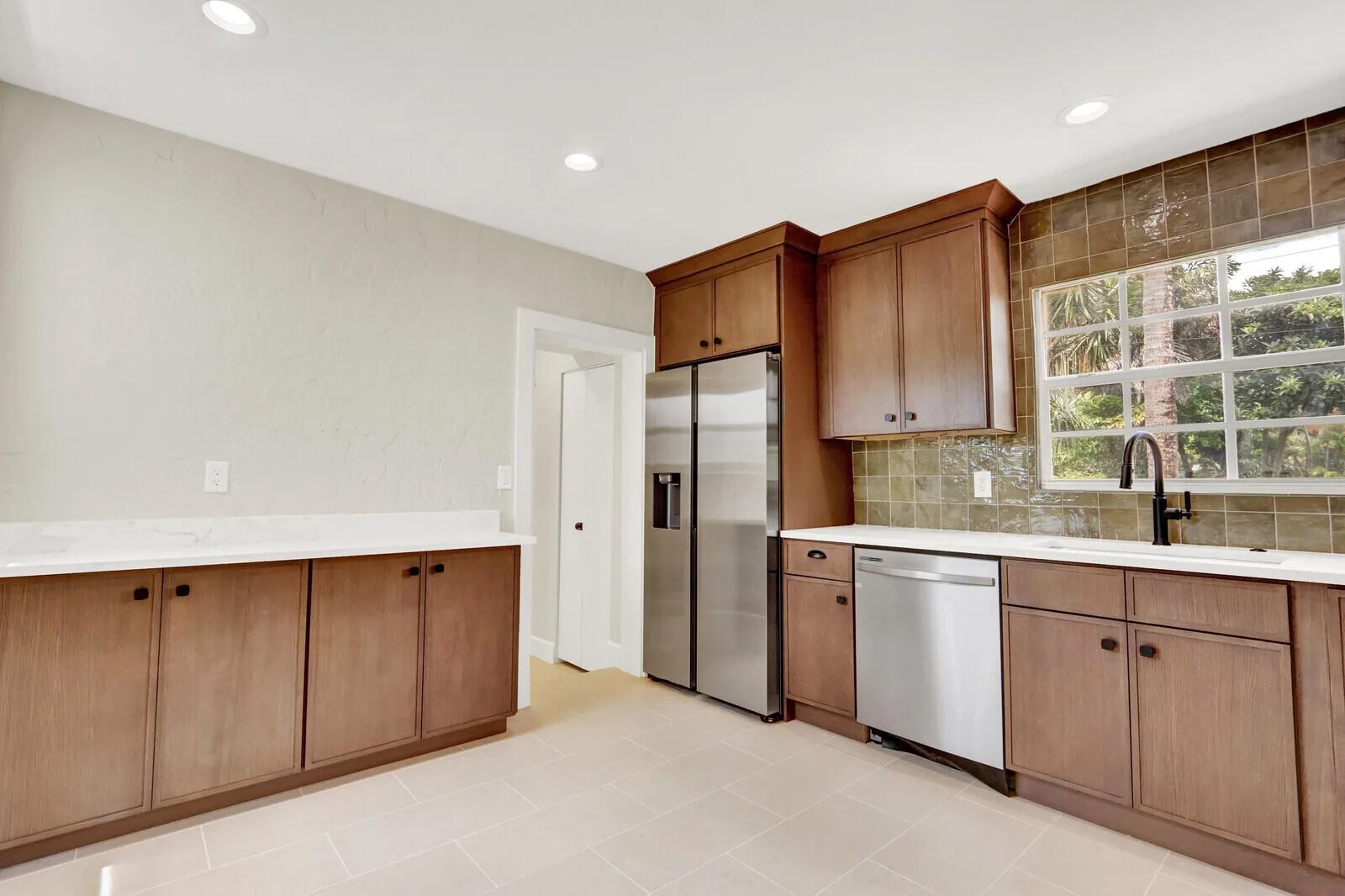 842 Selkirk Street, West Palm Beach, FL 33405 photo 12