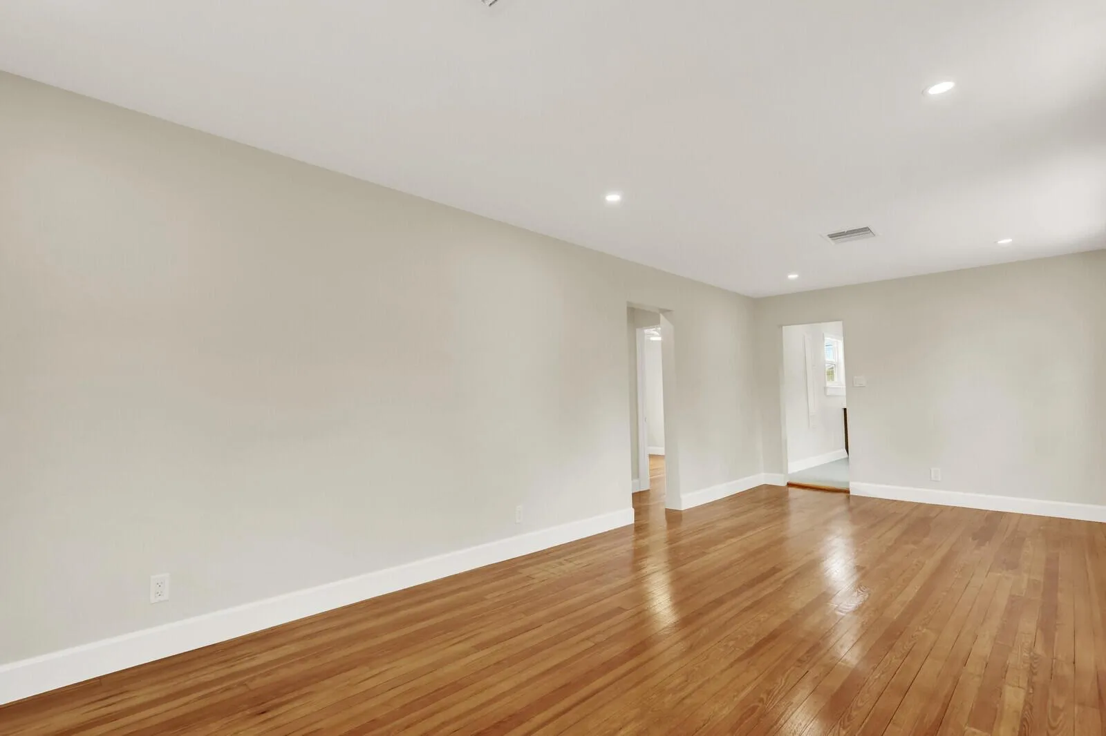 842 Selkirk Street, West Palm Beach, FL 33405 photo 6