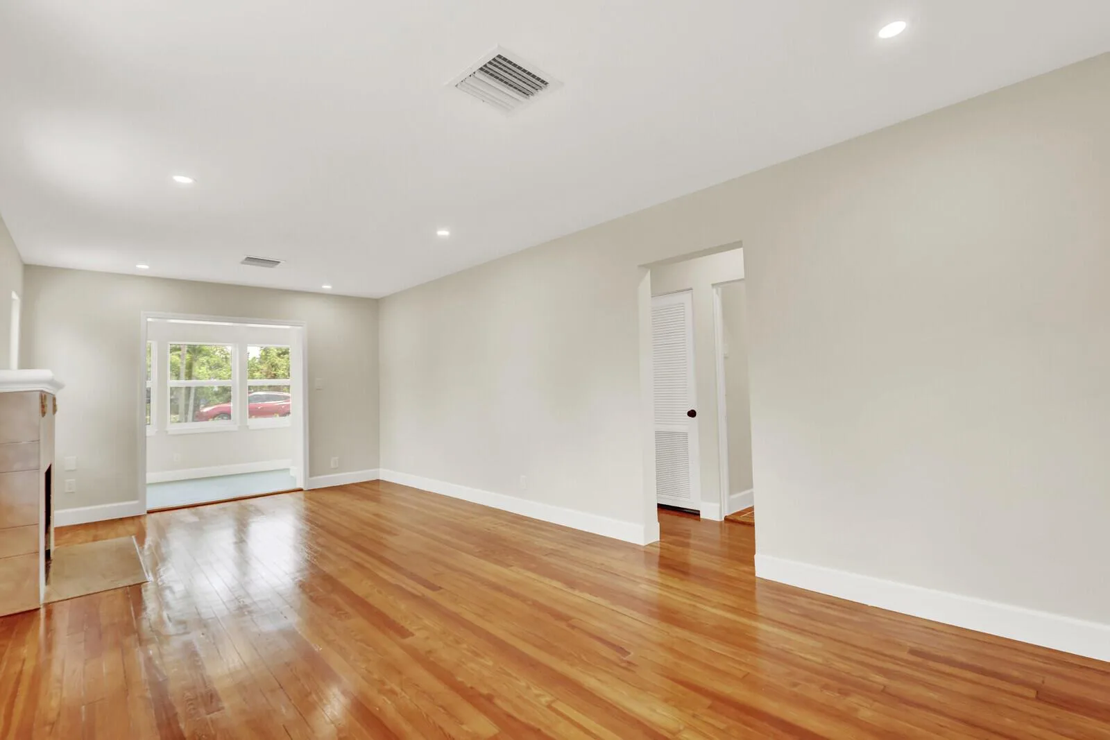 842 Selkirk Street, West Palm Beach, FL 33405 photo 7