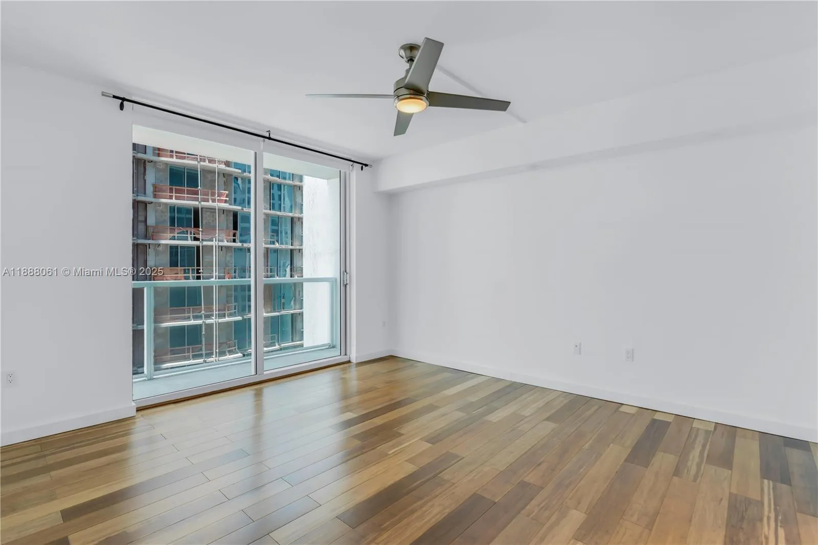 55 SE 6th St # 3503, Miami, FL 33131 photo 13