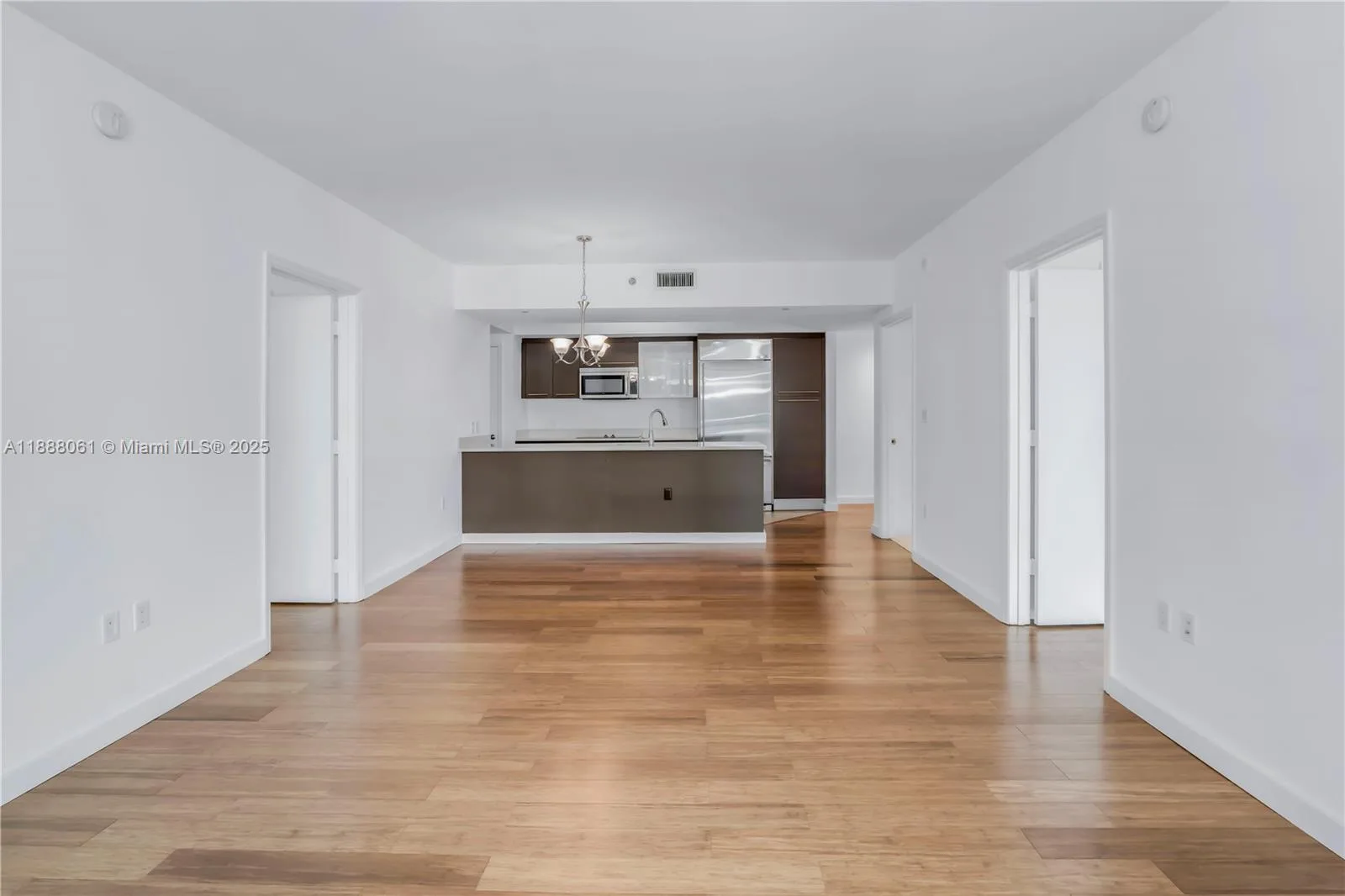 55 SE 6th St # 3503, Miami, FL 33131 photo 6