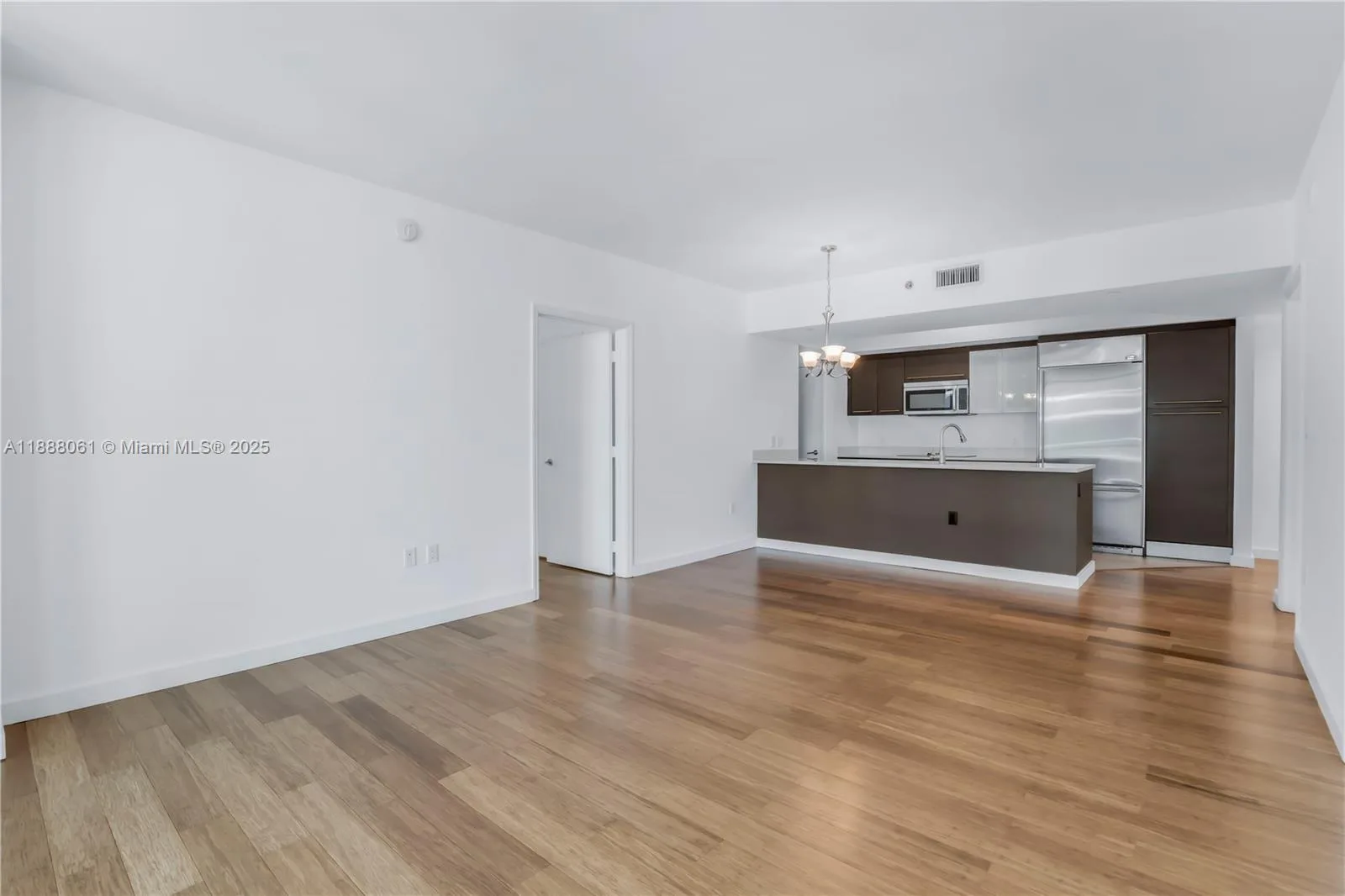 55 SE 6th St # 3503, Miami, FL 33131 photo 7
