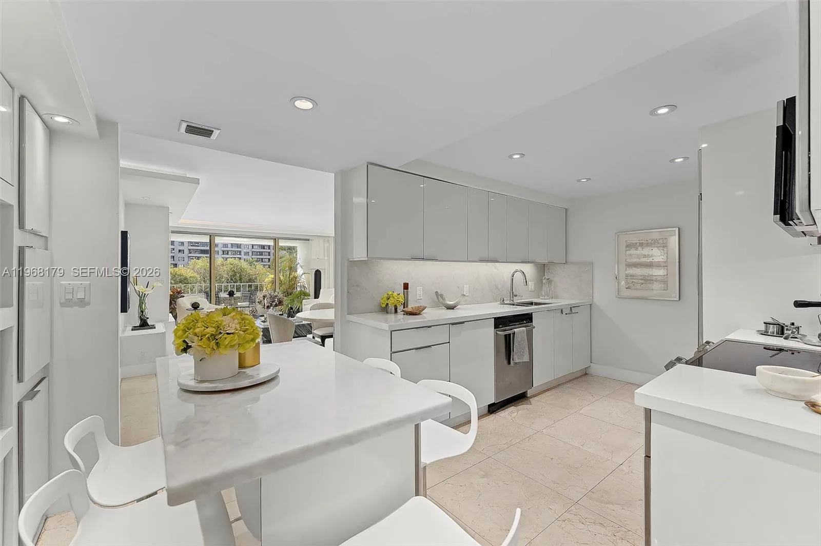 199 Ocean Lane Dr # 311, Key Biscayne, FL 33149 photo 10