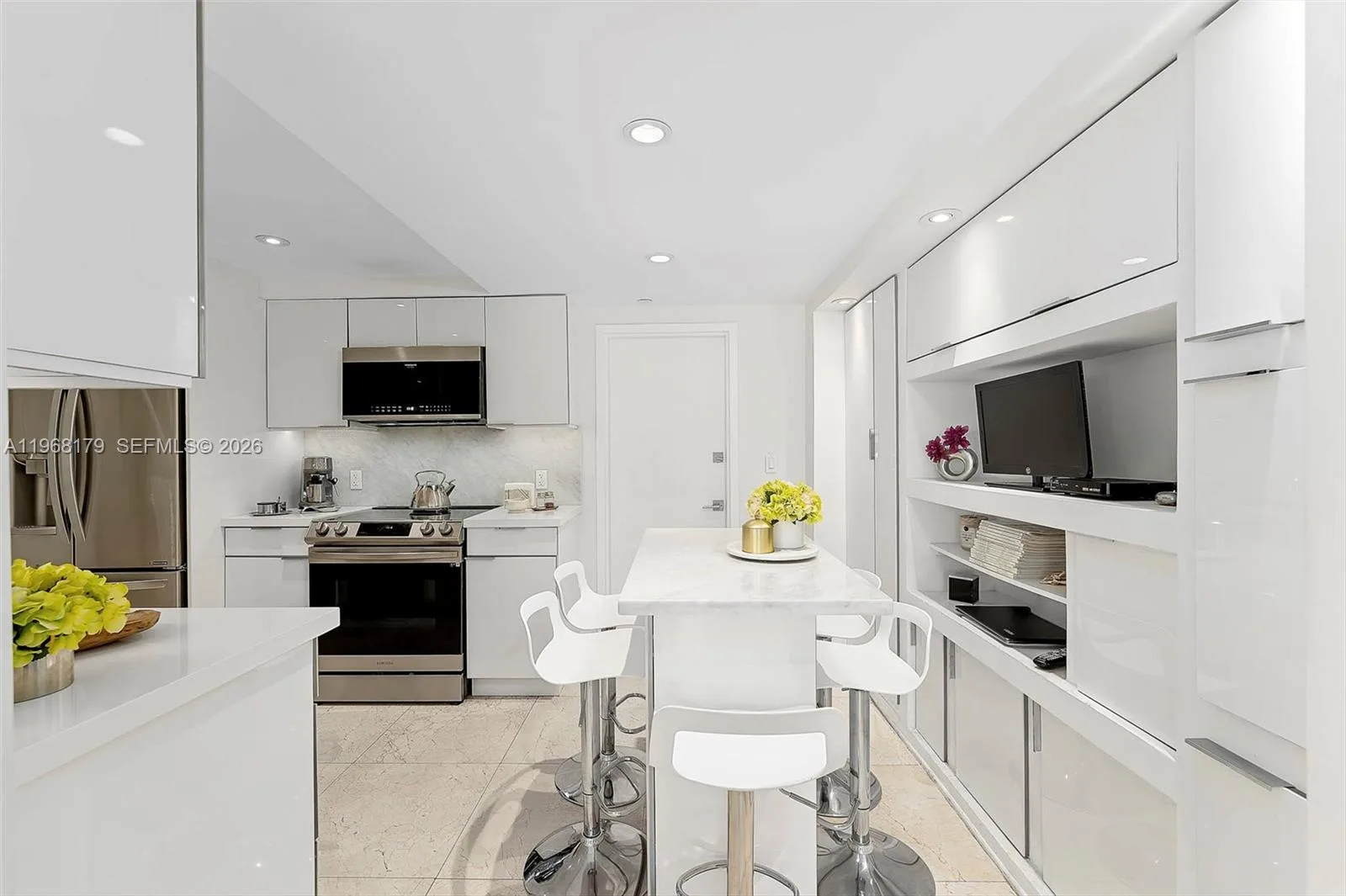 199 Ocean Lane Dr # 311, Key Biscayne, FL 33149 photo 9
