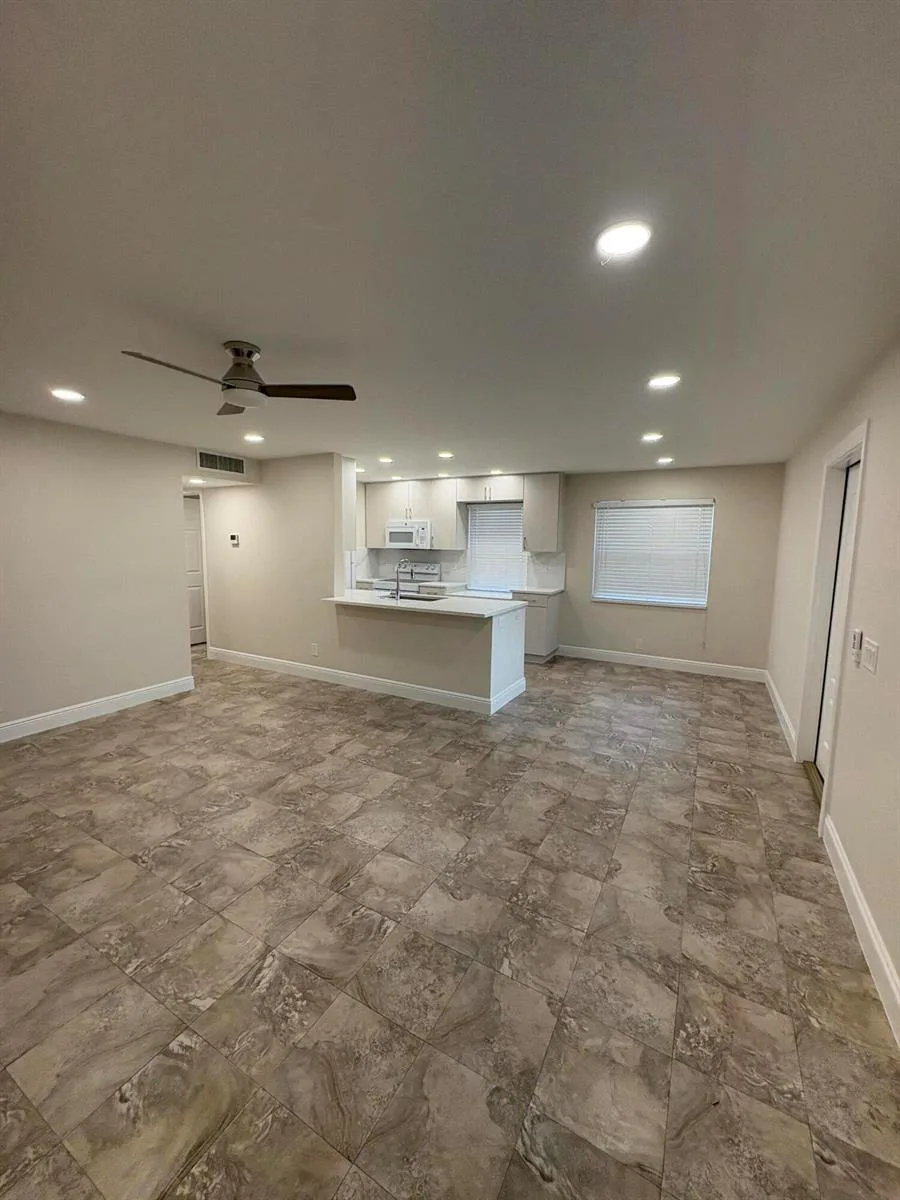 883 Normandy Lane # 883, Delray Beach, FL 33484 photo 3