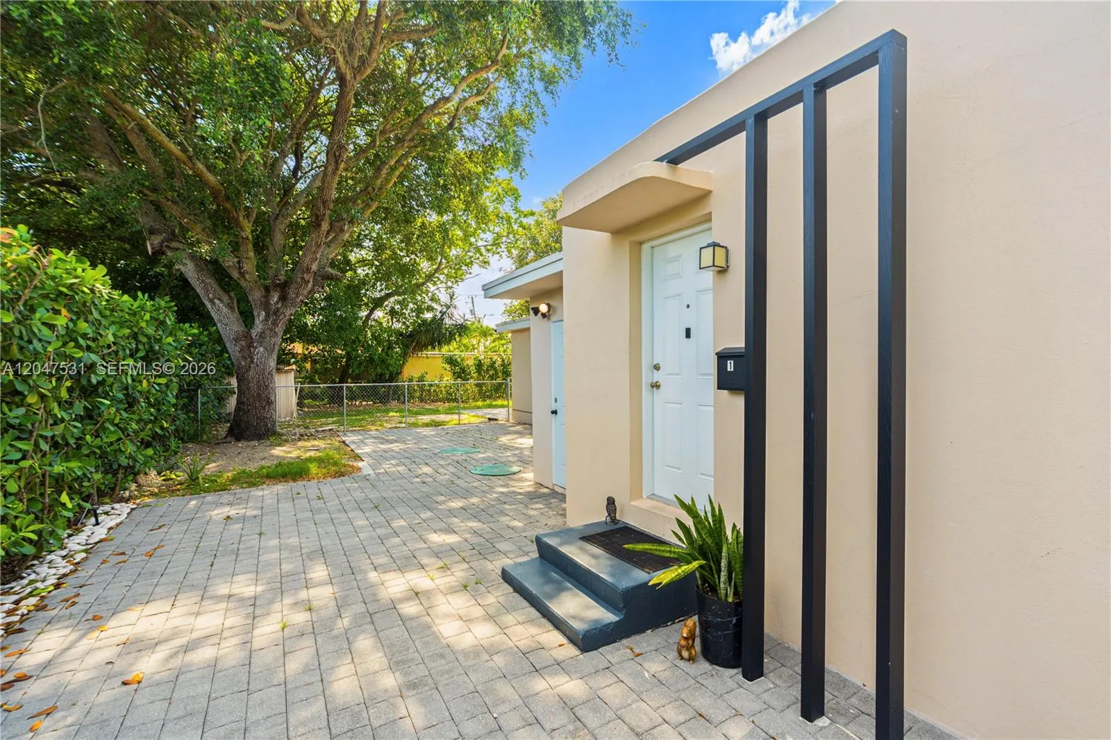 5800 Taylor St # 1, Hollywood, FL 33021 photo 2