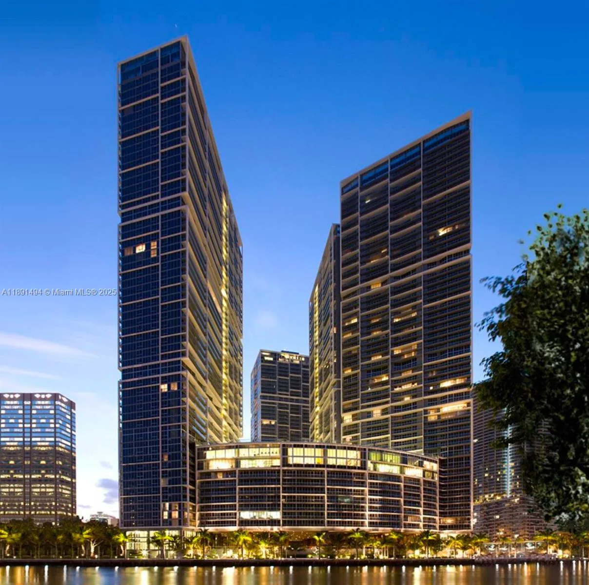 495 Brickell Ave # 3706, Miami, FL 33131