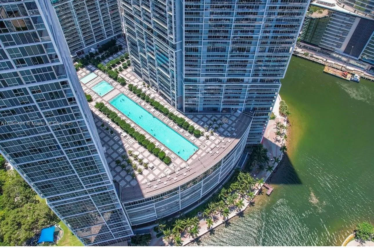 495 Brickell Ave # 3706, Miami, FL 33131 photo 8