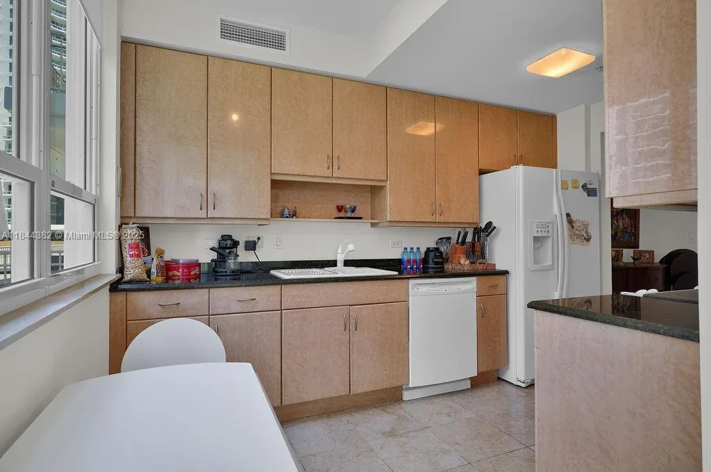 801 Brickell Key Blvd # 602, Miami, FL 33131 photo 10