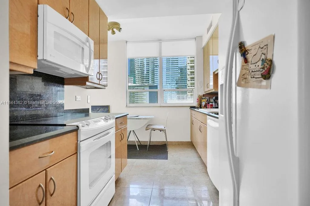 801 Brickell Key Blvd # 602, Miami, FL 33131 photo 8