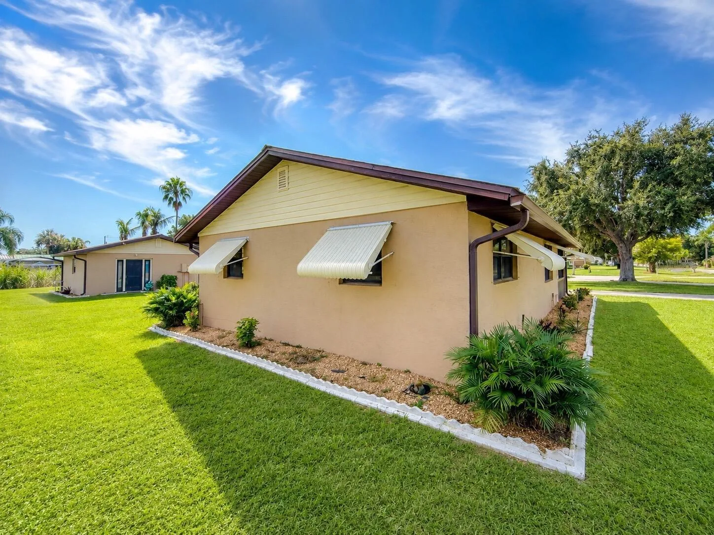 1095 CHOBEE Loop, Okeechobee, FL 34974 photo 3