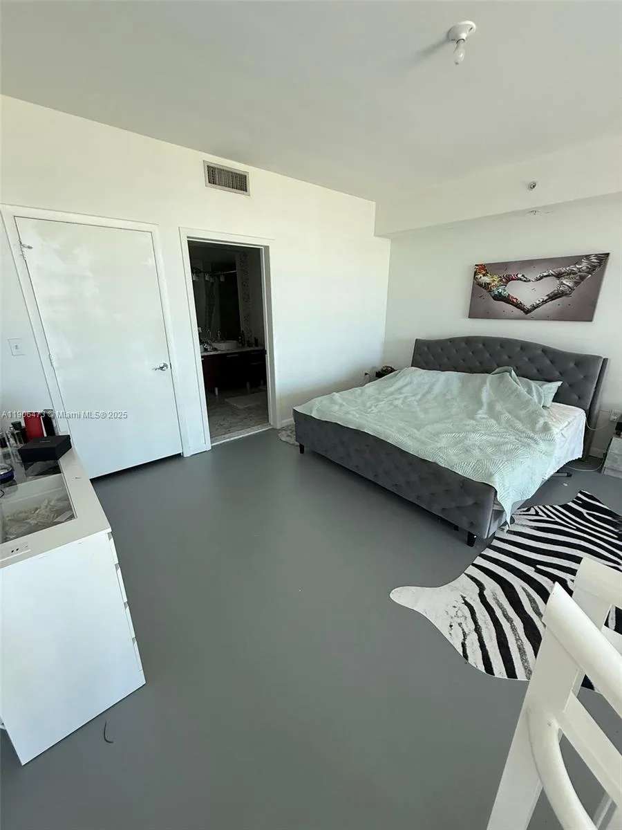 253 NE 2nd St # 632, Miami, FL 33132 photo 7