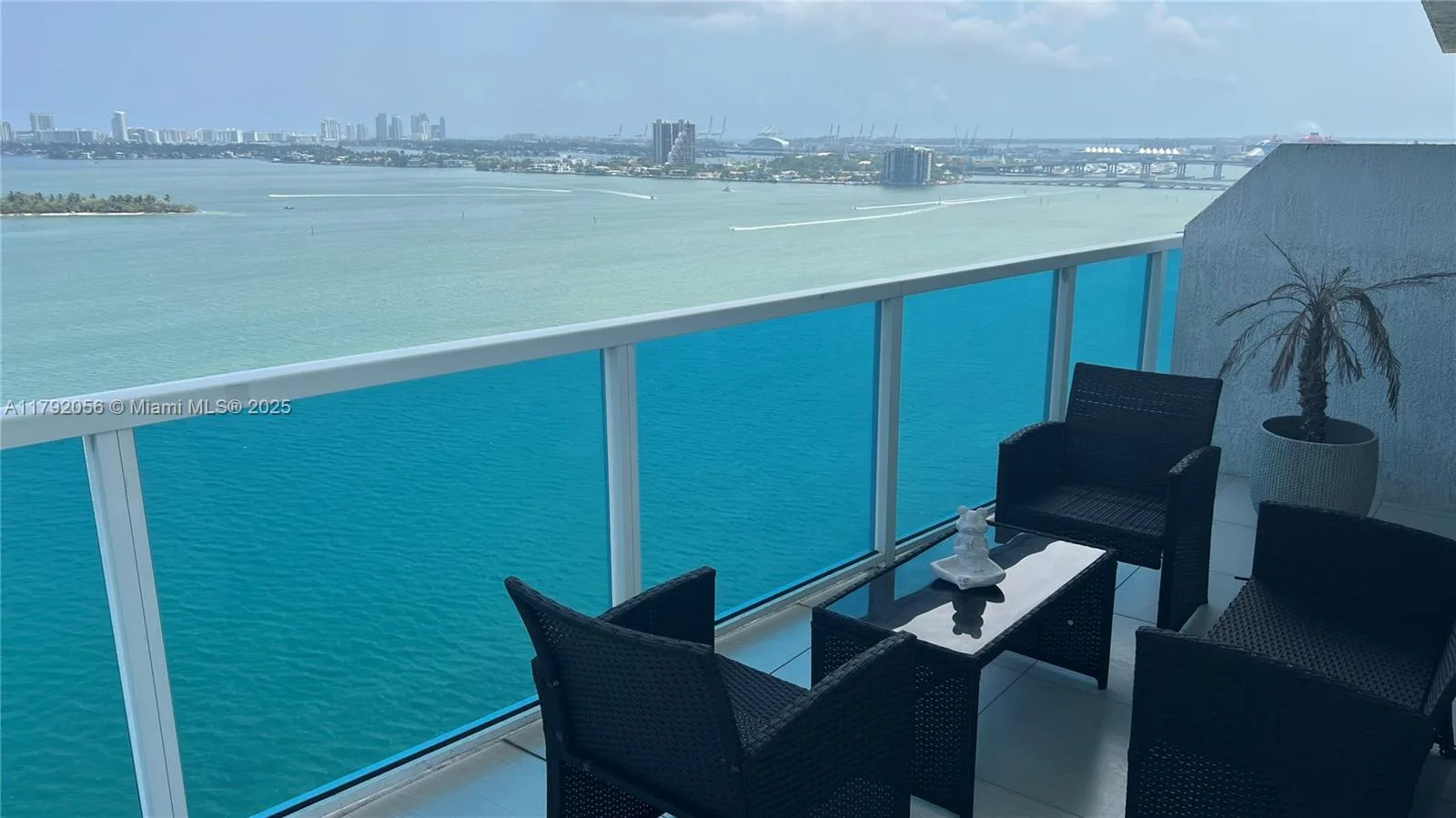700 NE 25th St # 1703, Miami, FL 33137 photo 12
