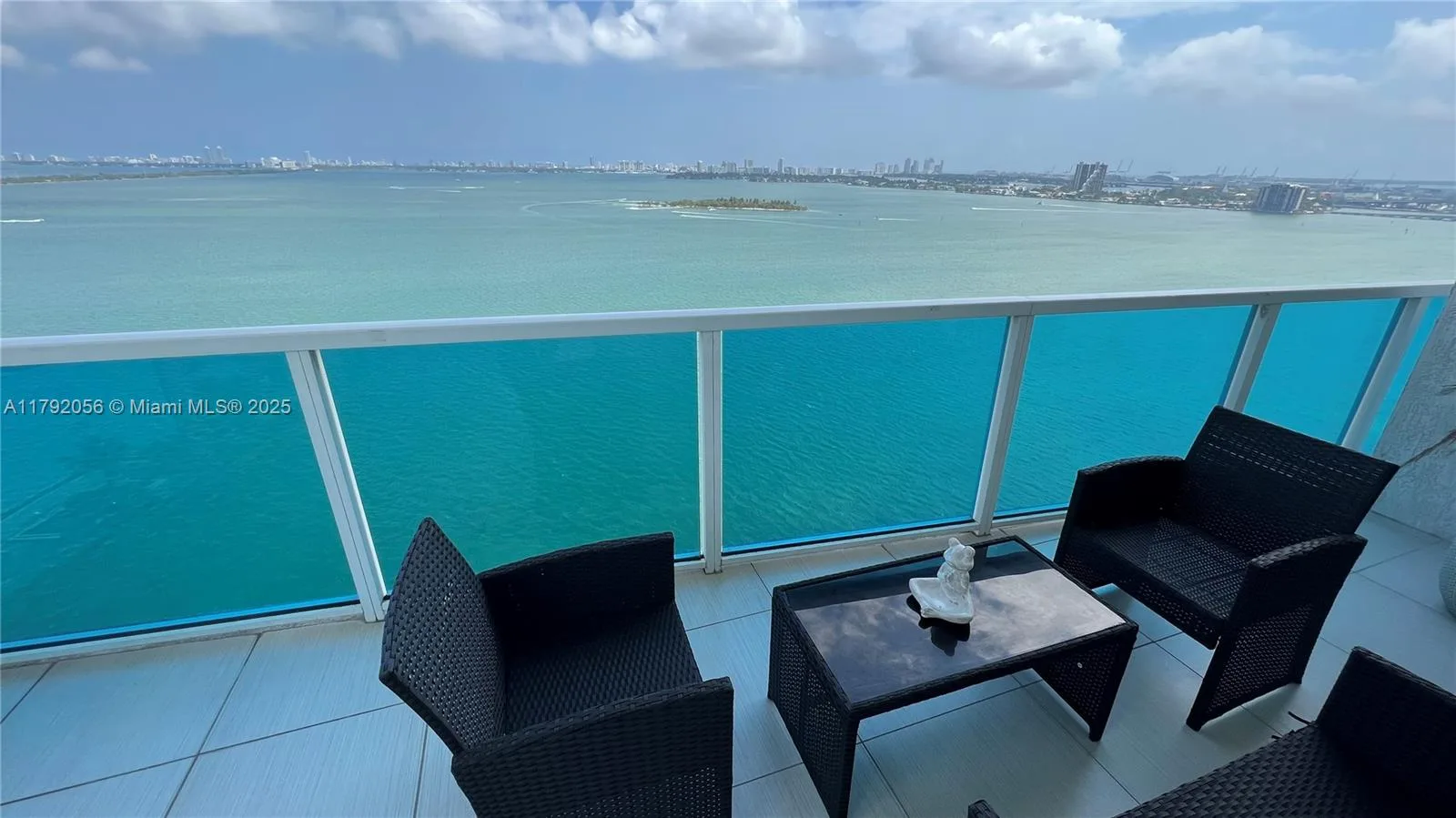 700 NE 25th St # 1703, Miami, FL 33137 photo 3