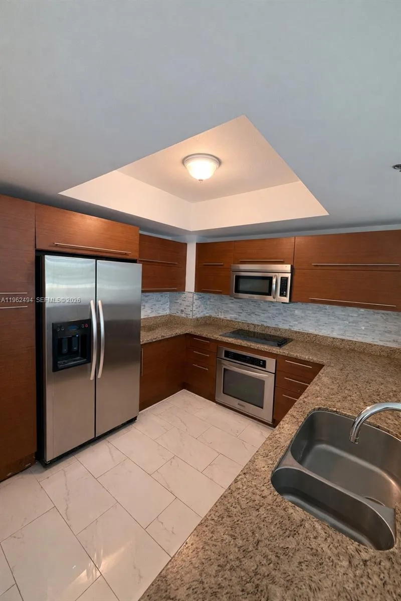 2641 N Flamingo Rd # TH5N, Sunrise, FL 33323 photo 11