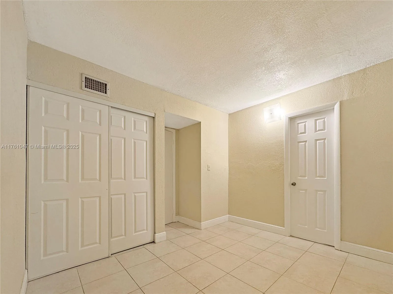 410 NW 68th Ave # 207, Plantation, FL 33317 photo 12