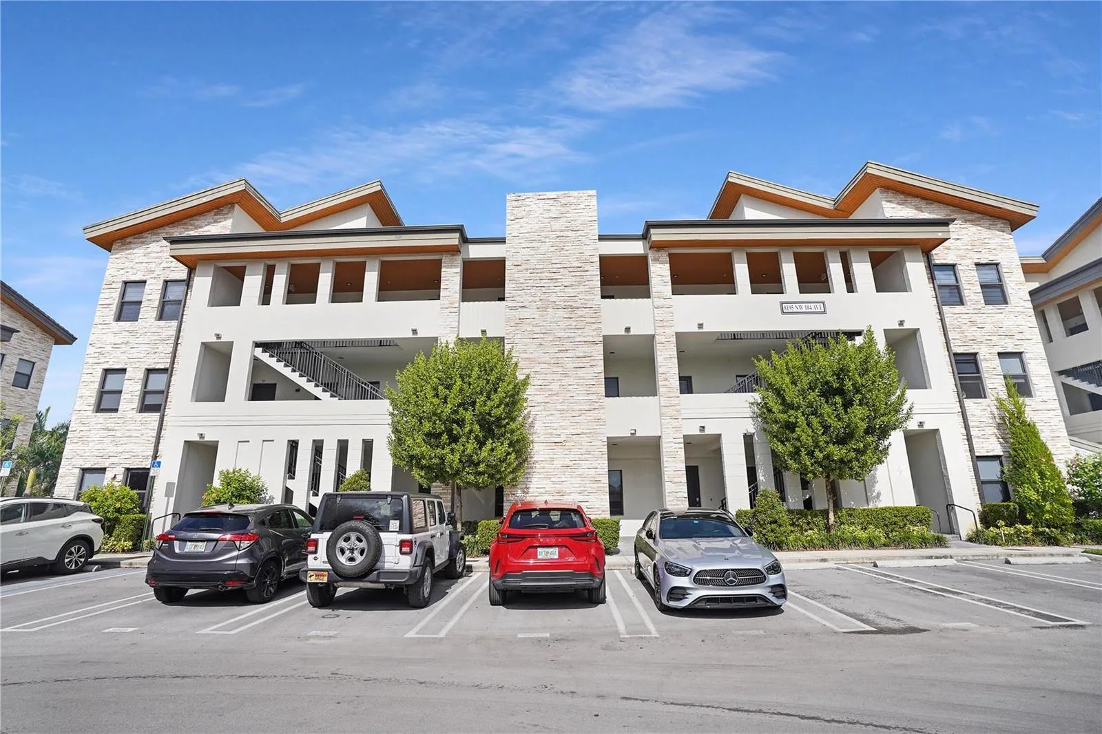 8195 NW 104th Avenue # 32, Doral, FL 33178
