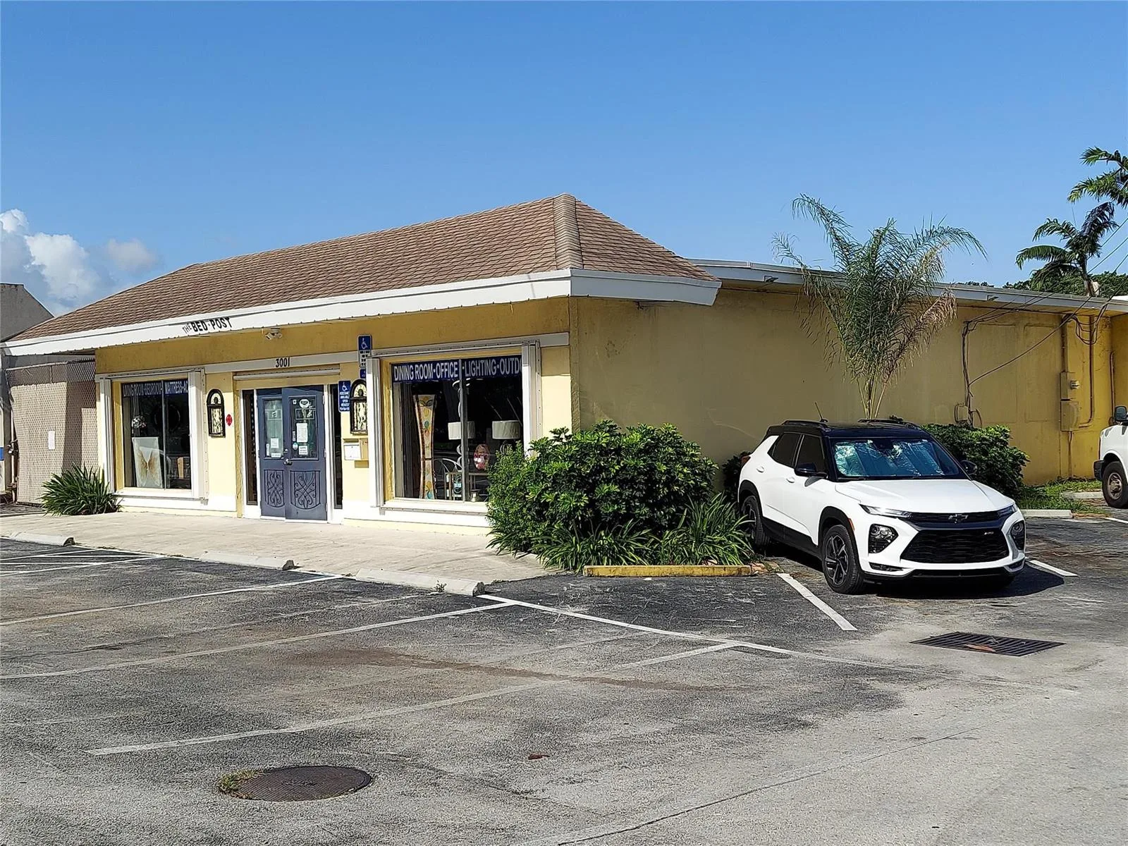 3001 NE 6 Avenue, Wilton Manors, FL 33334 photo 2