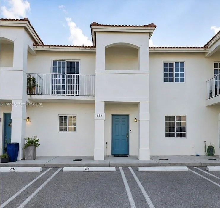 634 SW 2nd Pl, Florida City, FL 33034