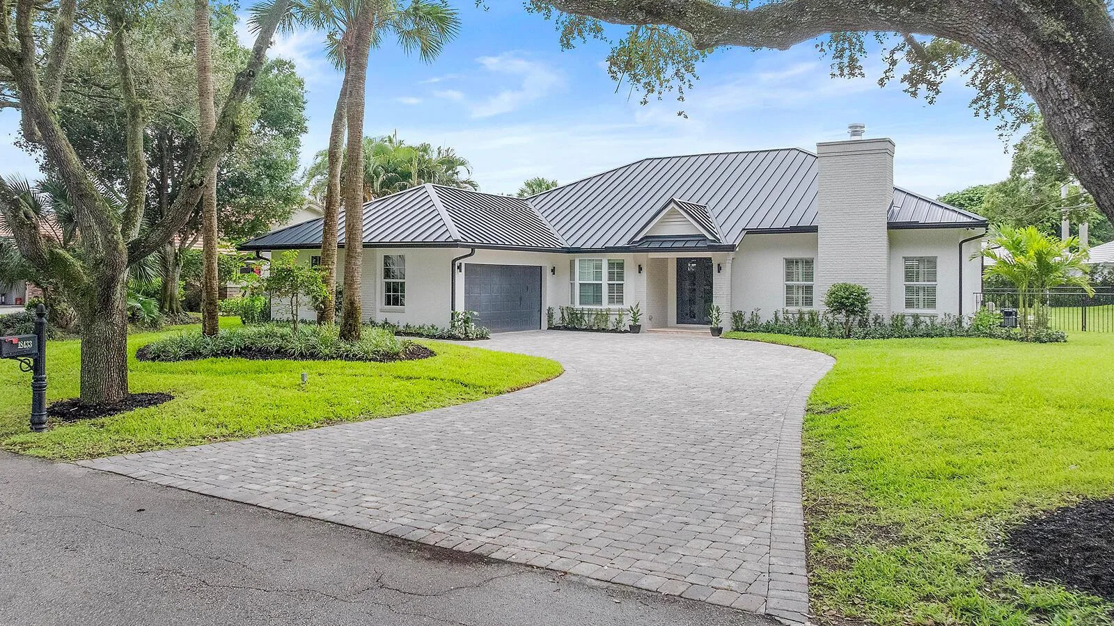 18433 SE Heritage Drive, Tequesta, FL 33469