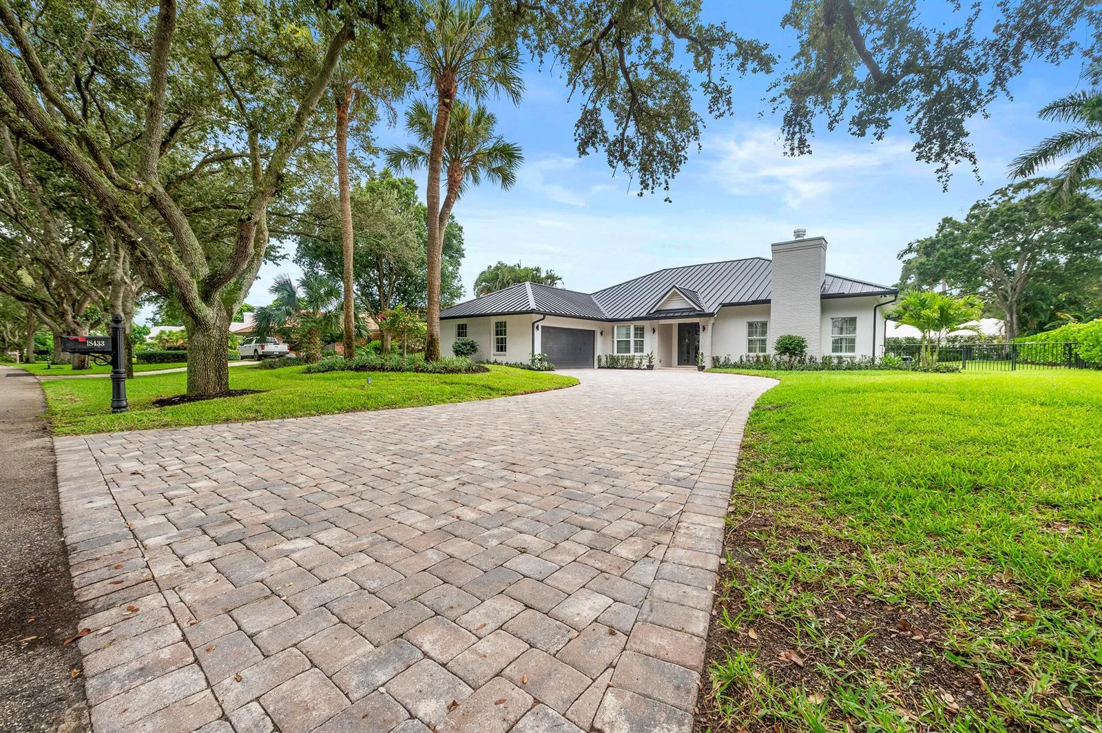 18433 SE Heritage Drive, Tequesta, FL 33469 photo 4