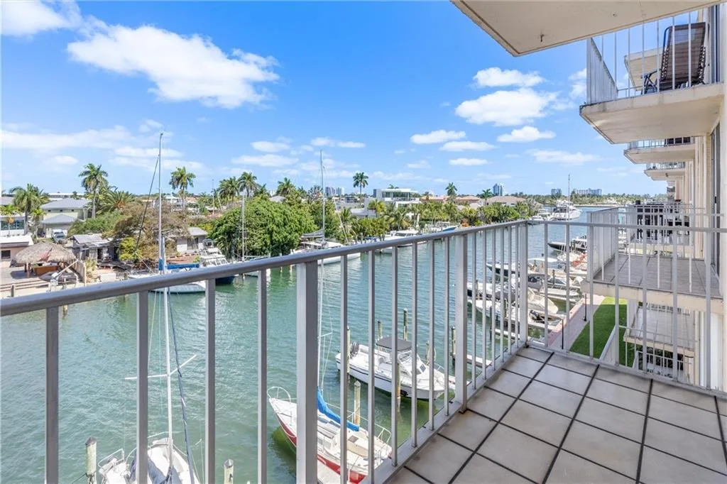 1777 SE 15th Street # 404, Fort Lauderdale, FL 33316