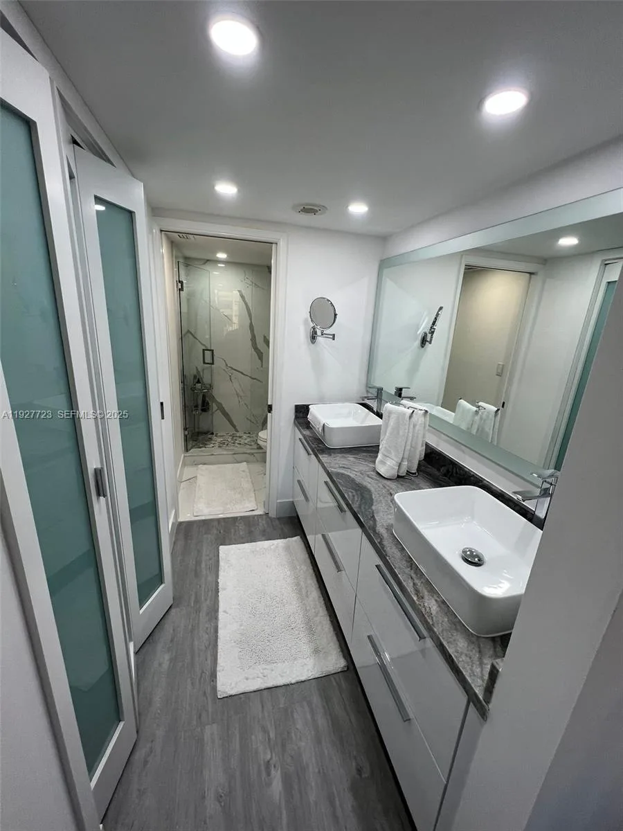 1865 Brickell Ave # A1607, Miami, FL 33129 photo 11