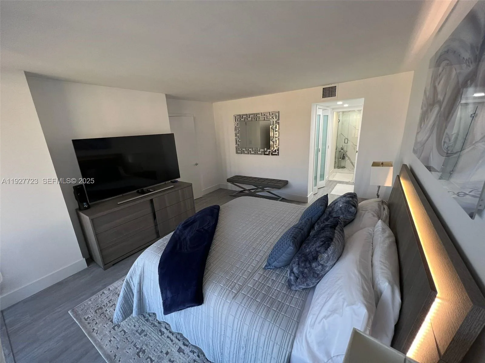 1865 Brickell Ave # A1607, Miami, FL 33129 photo 9