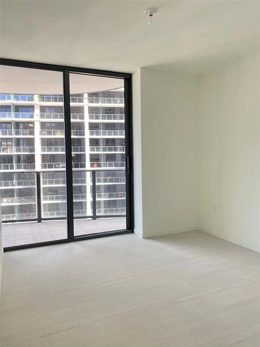 1000 Brickell Plz # 2715, Miami, FL 33131 photo 5