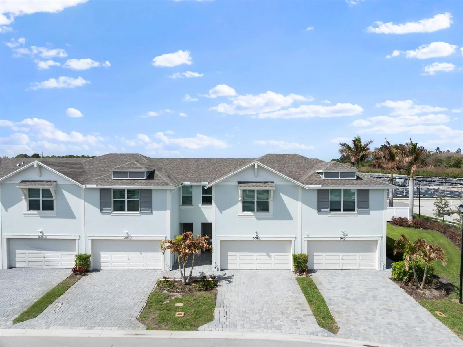 5612 SE Edgewater Circle, Stuart, FL 34997 photo 2