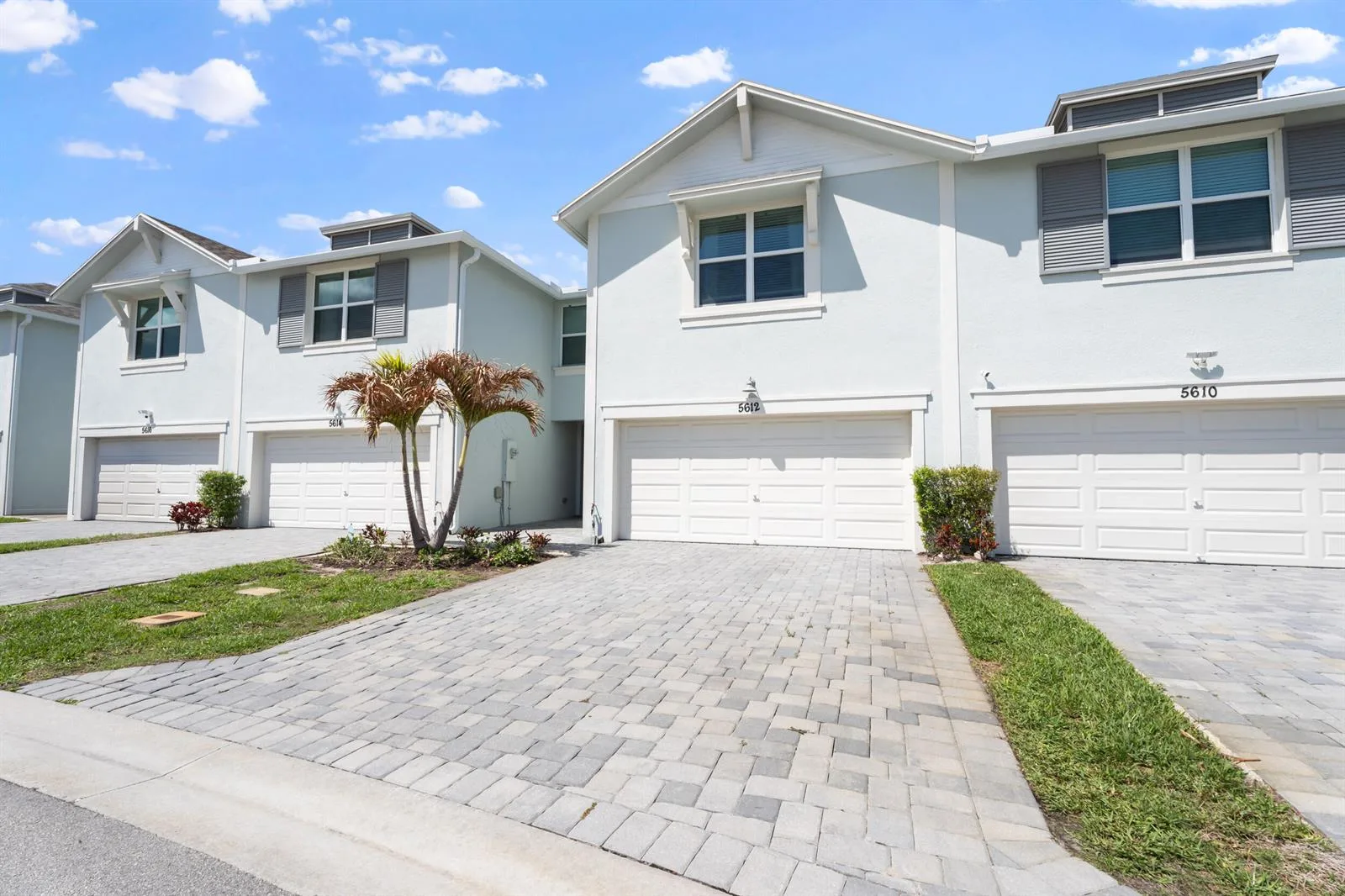 5612 SE Edgewater Circle, Stuart, FL 34997 photo 4