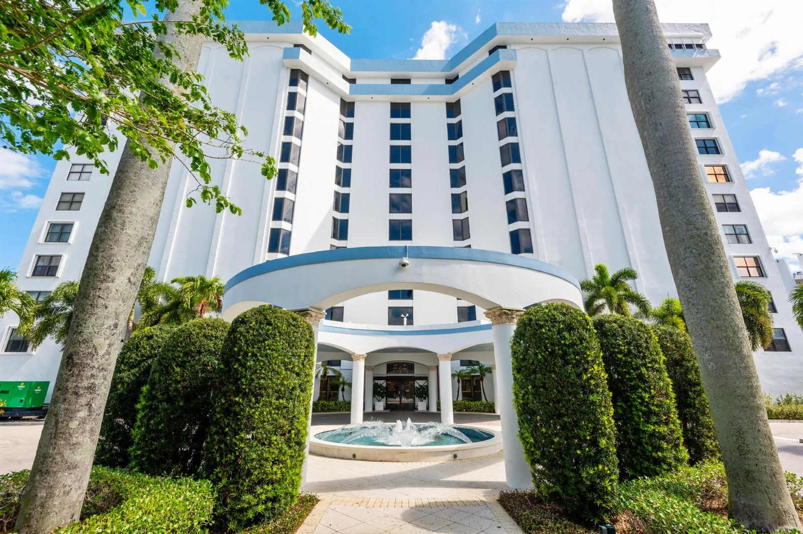3800 Washington Road # 303, West Palm Beach, FL 33405