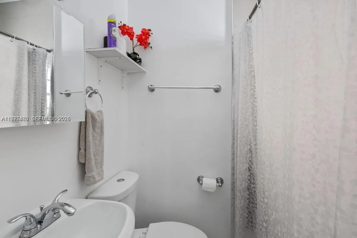 335 Ocean Dr # 310, Miami Beach, FL 33139 photo 10