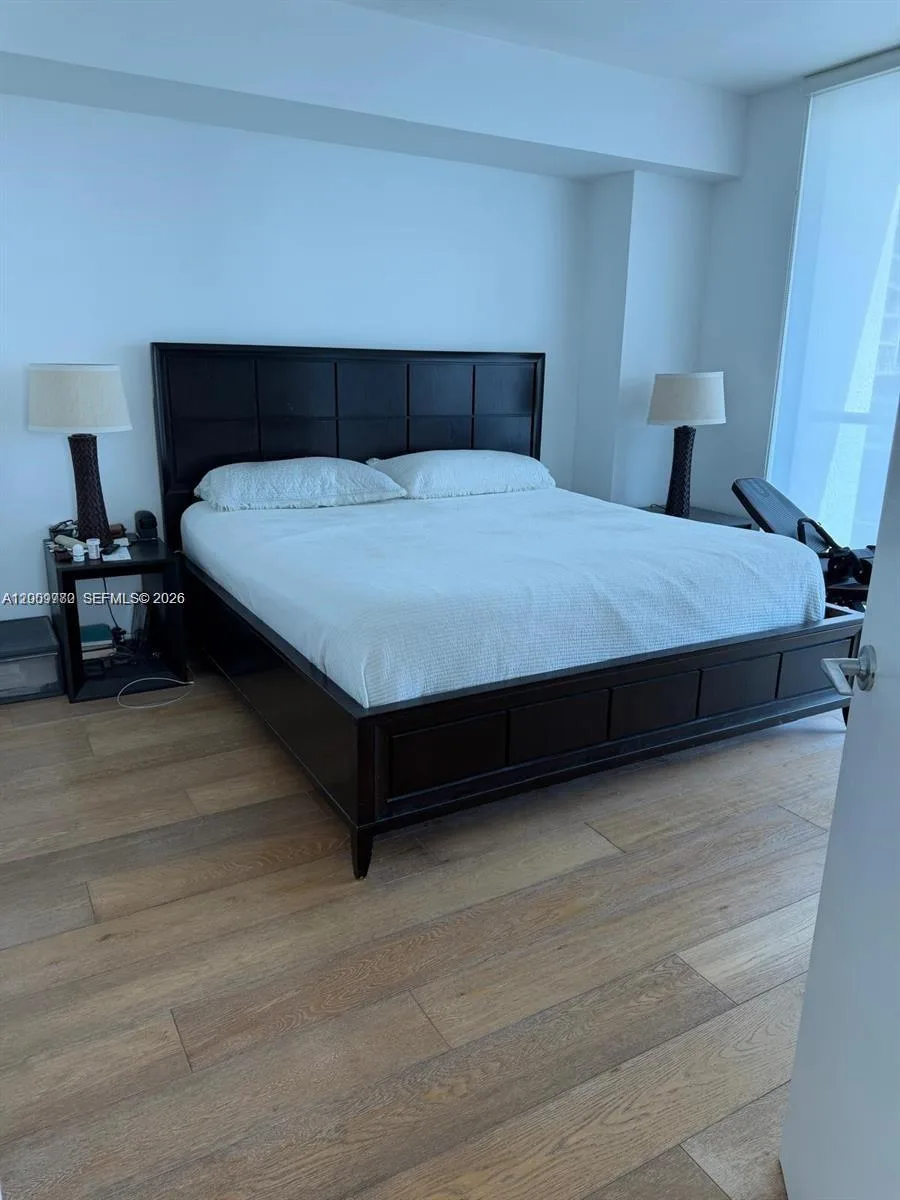 500 Brickell Ave # 1702, Miami, FL 33131 photo 7