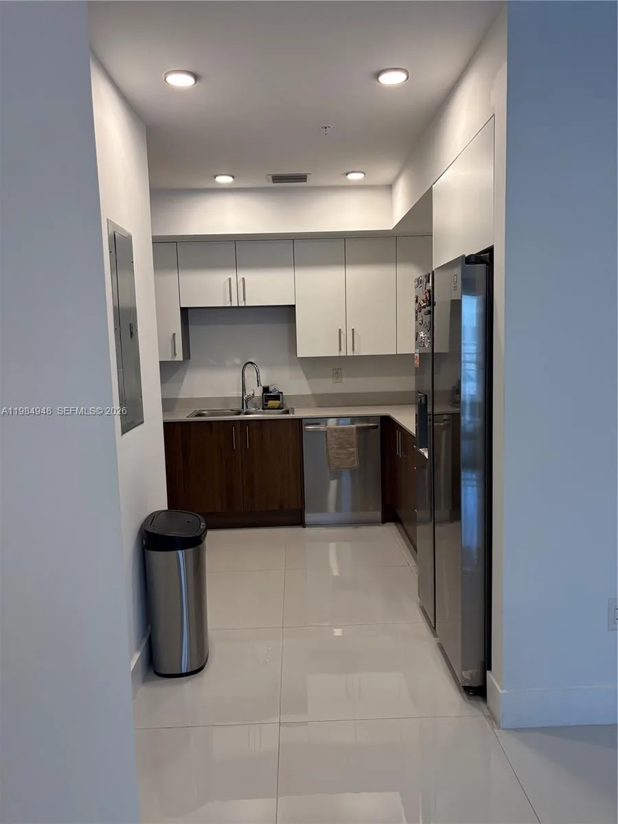 10950 NW 82nd St # 319, Doral, FL 33178 photo 12