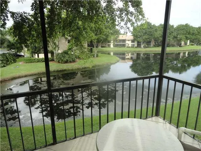 6904 Willow Wood Drive # 106, Boca Raton, FL 33434 photo 2