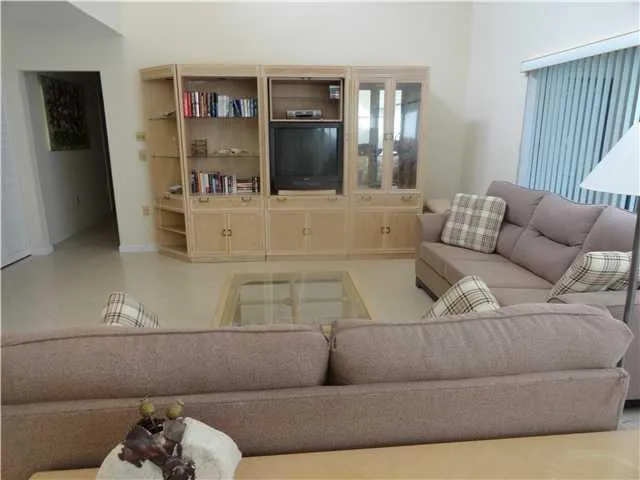 6904 Willow Wood Drive # 106, Boca Raton, FL 33434 photo 3