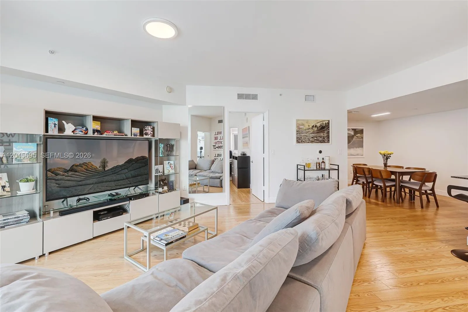 350 S Miami Ave # 2104, Miami, FL 33130