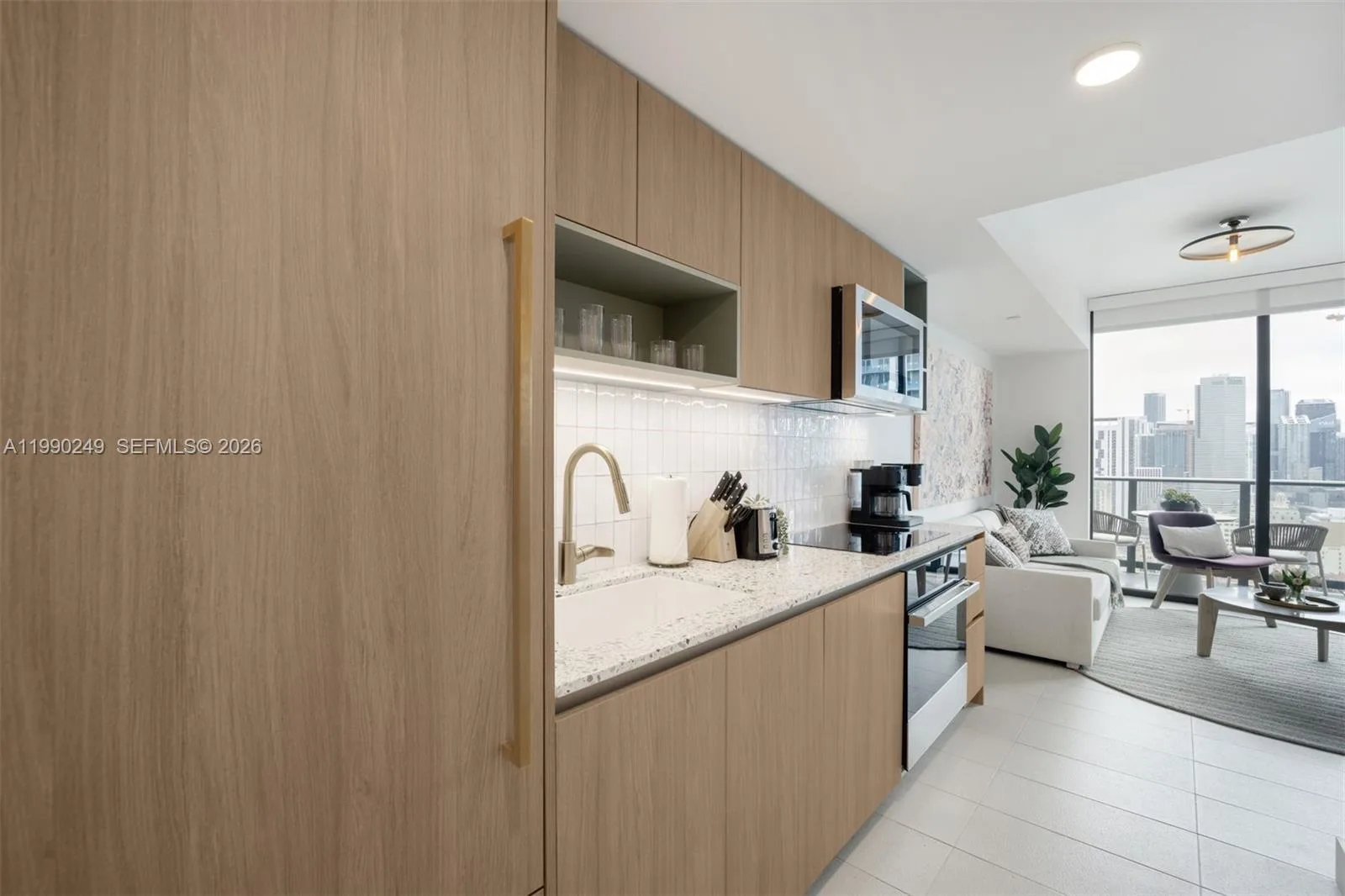 159 NE 6th St # 2607, Miami, FL 33132 photo 3