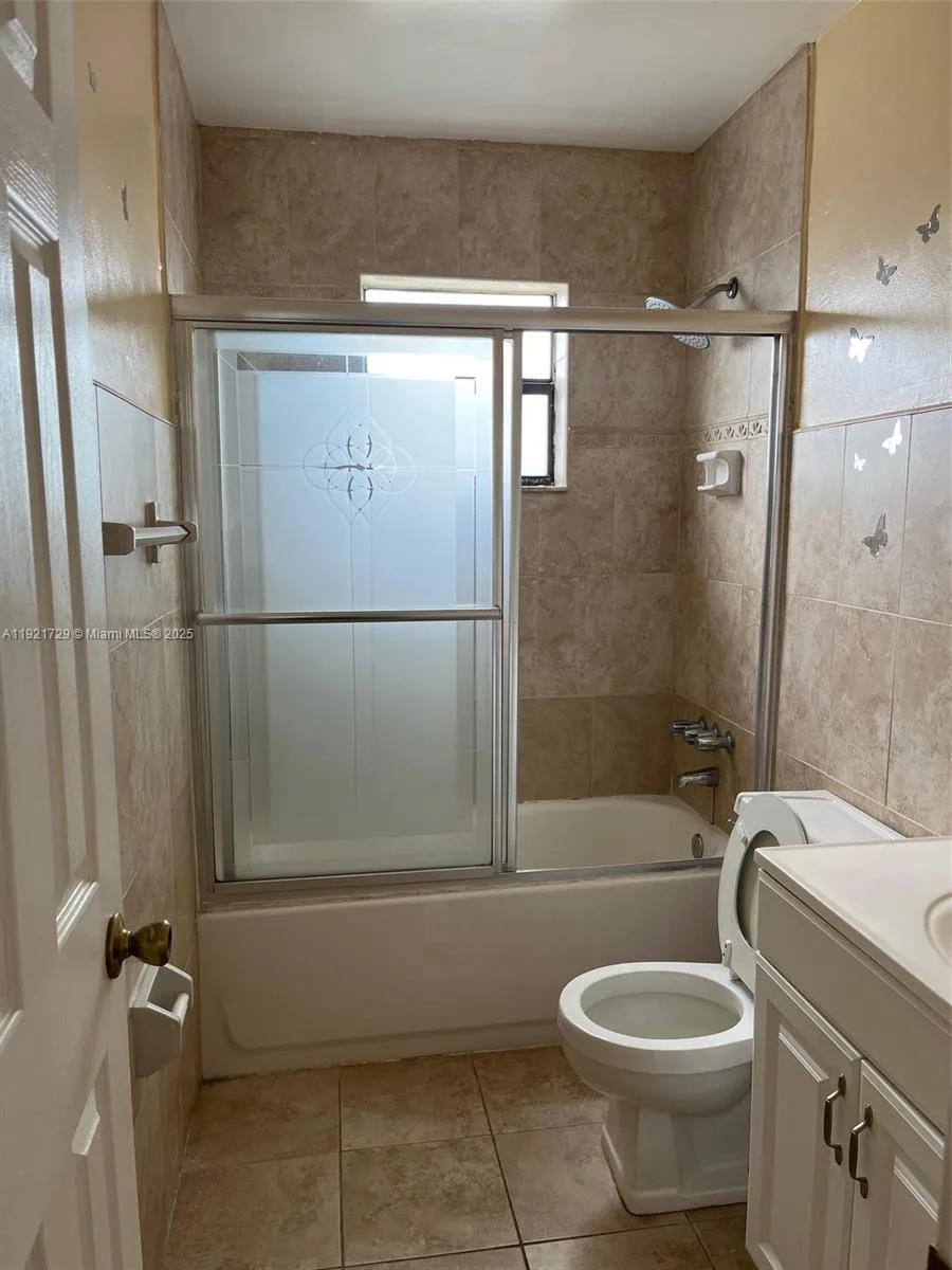 13500 NE 3rd Ct # 402, North Miami, FL 33161 photo 7