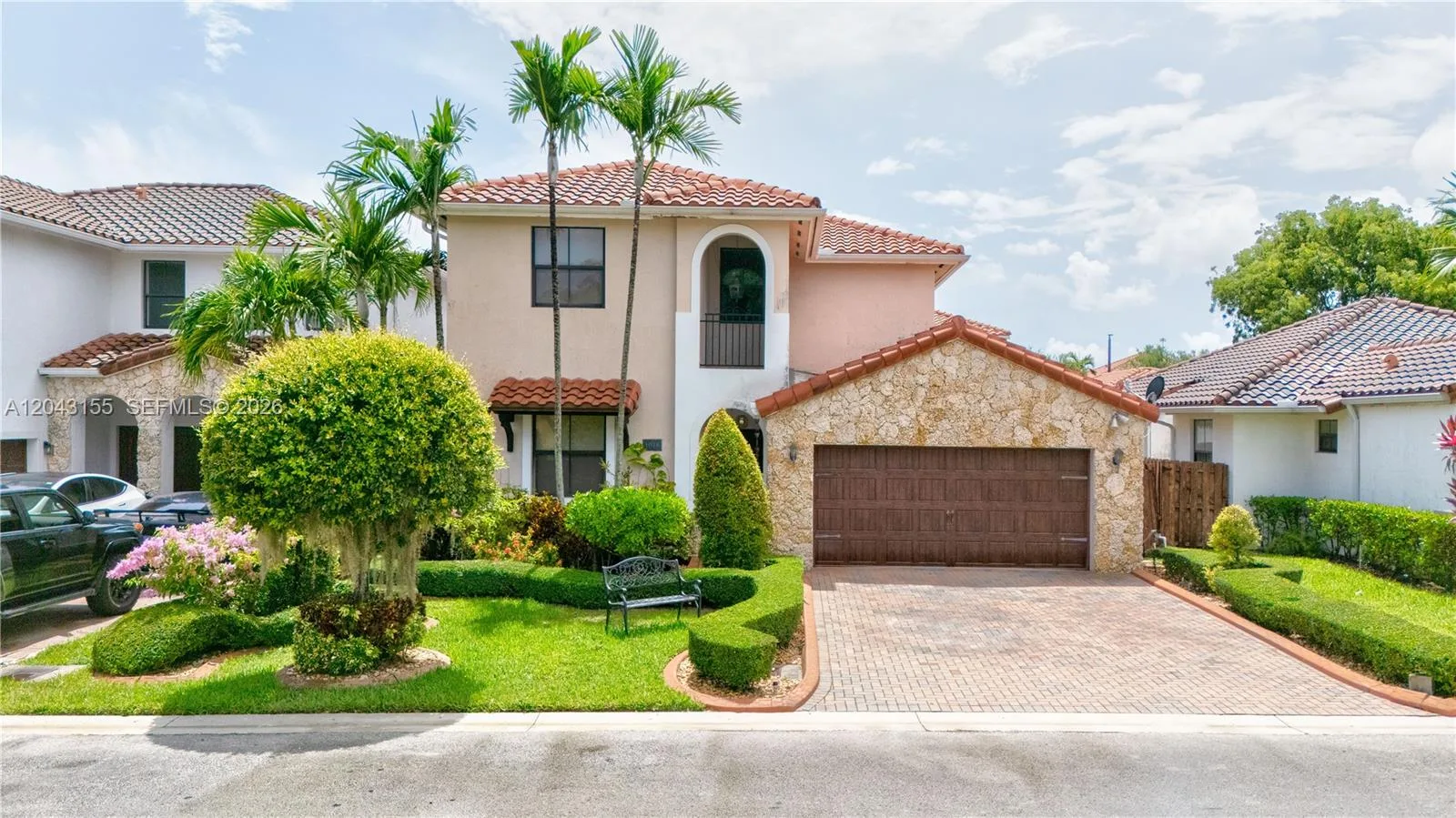1016 NW 99th Psge # 1016, Miami, FL 33172