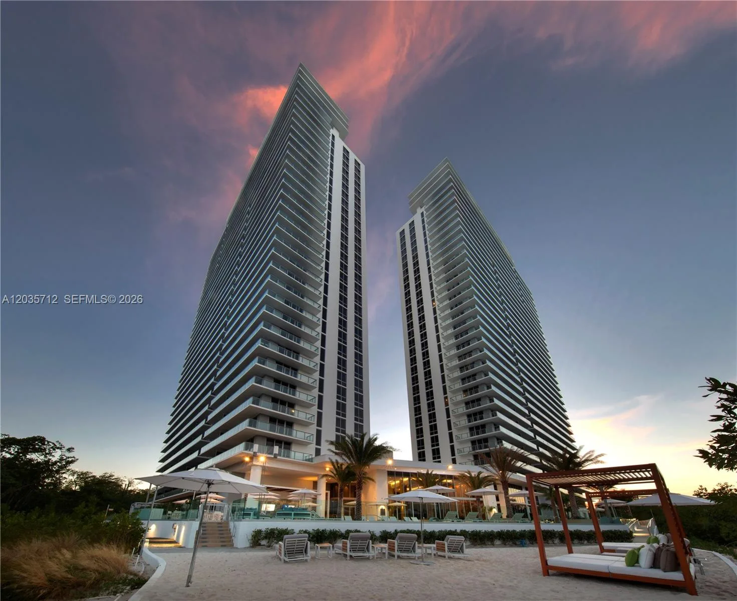 16385 Biscayne Blvd # 519, North Miami Beach, FL 33160
