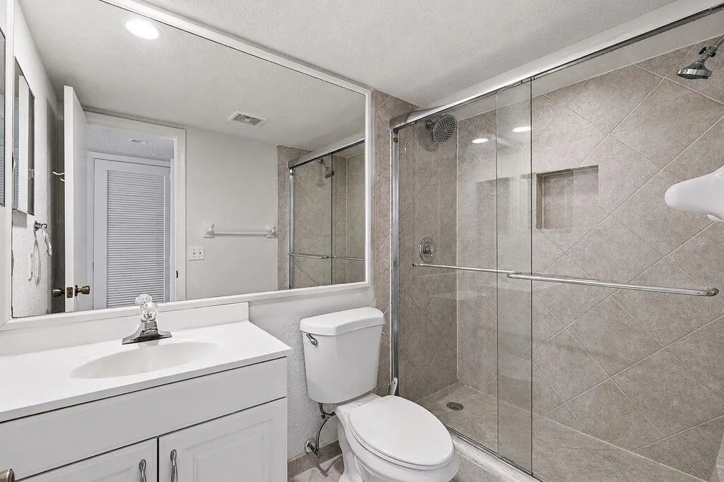 2322 S Cypress Bend Drive # 311, Pompano Beach, FL 33069 photo 8